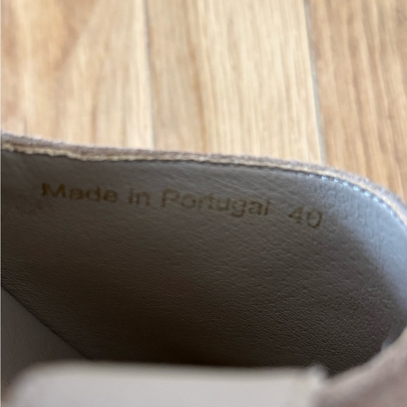 Pilcro Suede Platform Slingback Flats - Picture 6 of 7